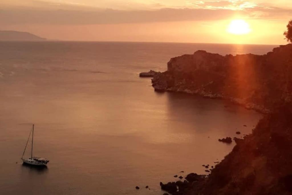 Casa Vacanze Il Nido - 4 Stelle Milazzo Eksteriør bilde